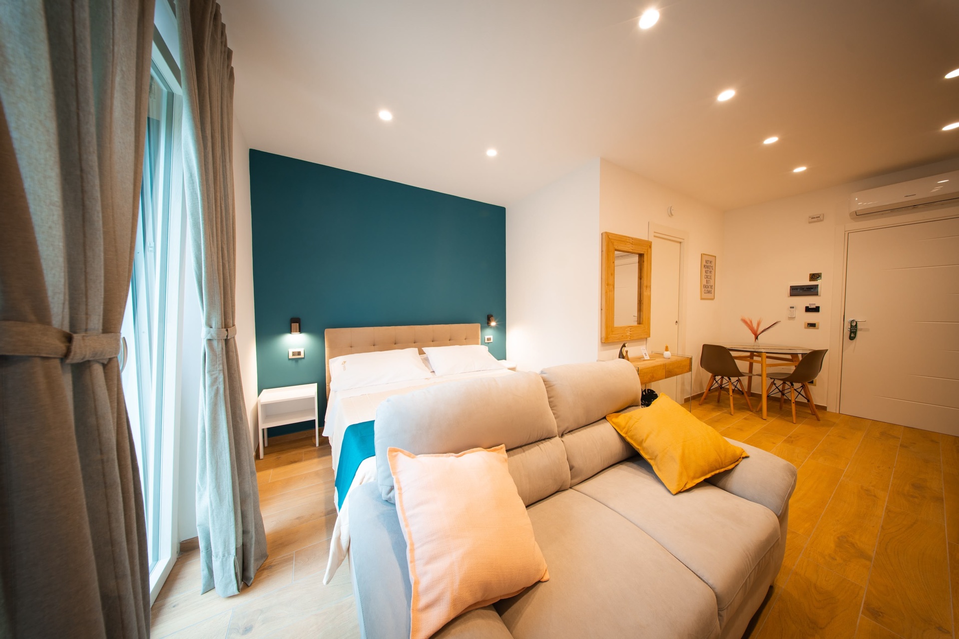 Camera 2 di Salernum Luxury Apartments